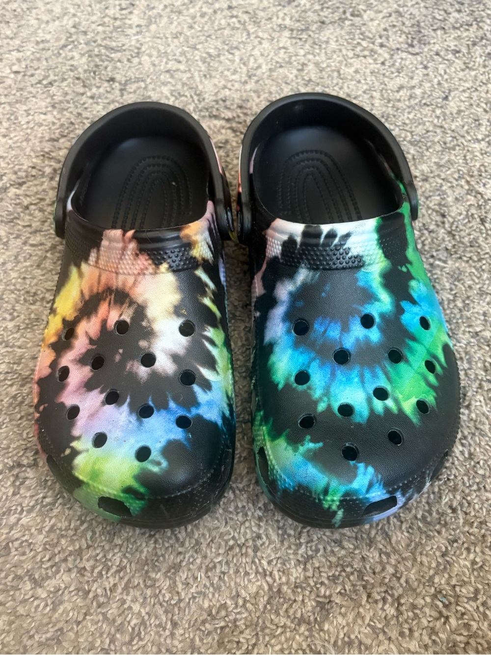 CROCS Black Tie-Dye Slip-On Sandals